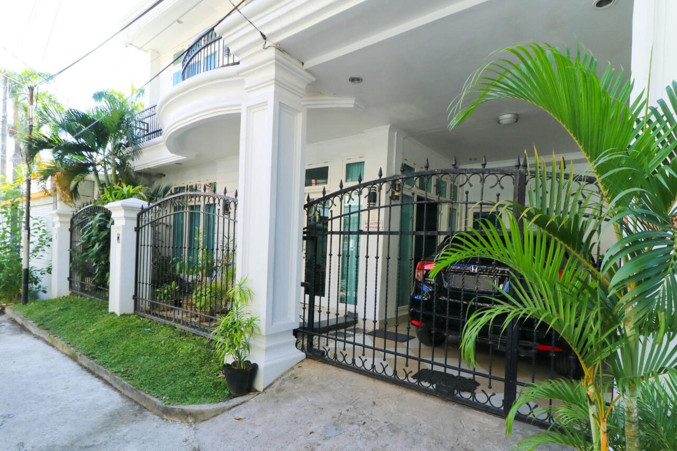 Ge Jacmart Homestay Macasar Exterior foto